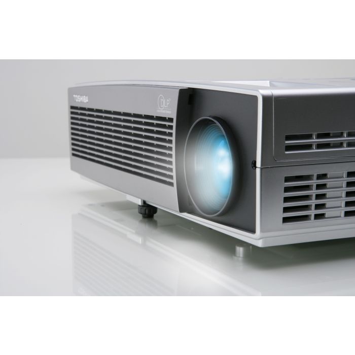  Proyector TOSHIBA TDP-T100 1507 horas USB HDMI VGA, 102613, by Toshiba